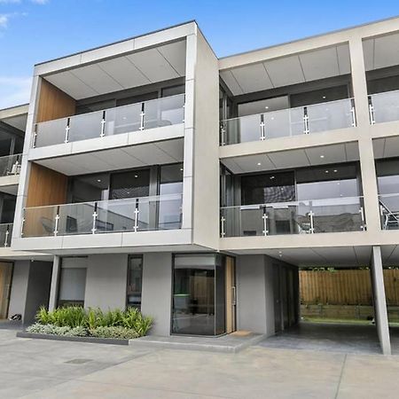 Stunning Main Beach Location- Anglesea Villa Exterior photo